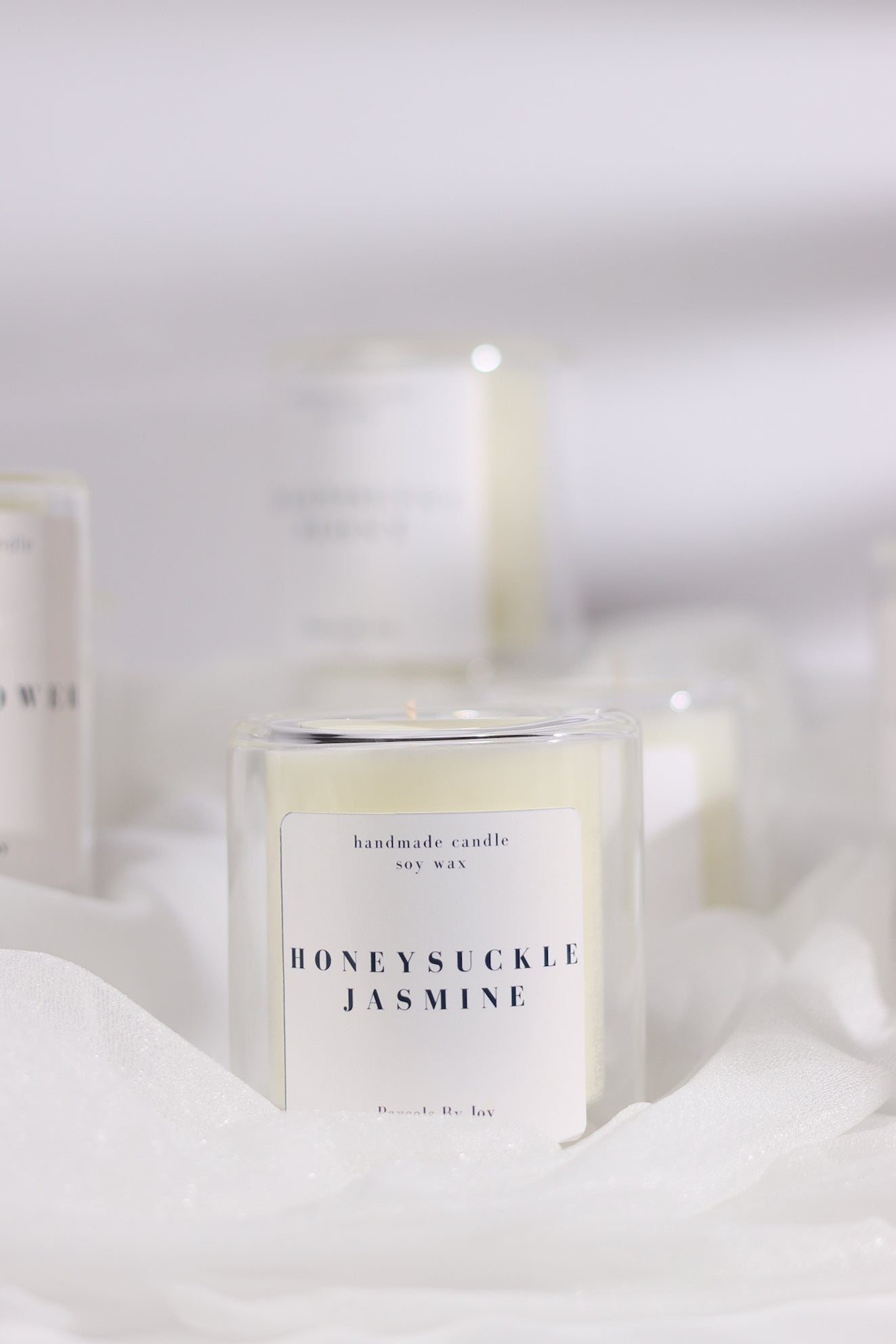 The Honeysuckle Jasmine Candle